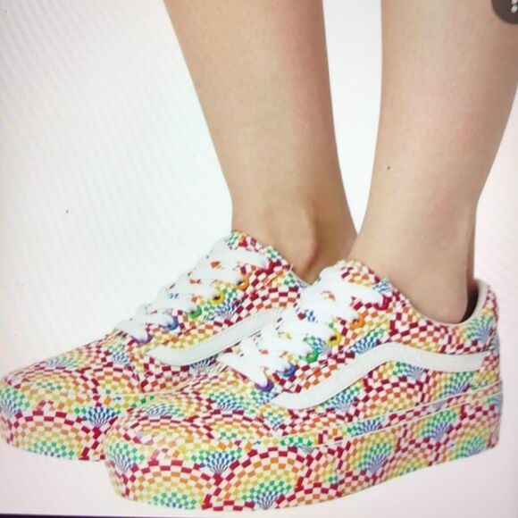 BRAND NEW SHOES VANS OLD SKOOL PLATFORM PRIDE/MULTI/TRUE WHITE - Picture 1 of 16
